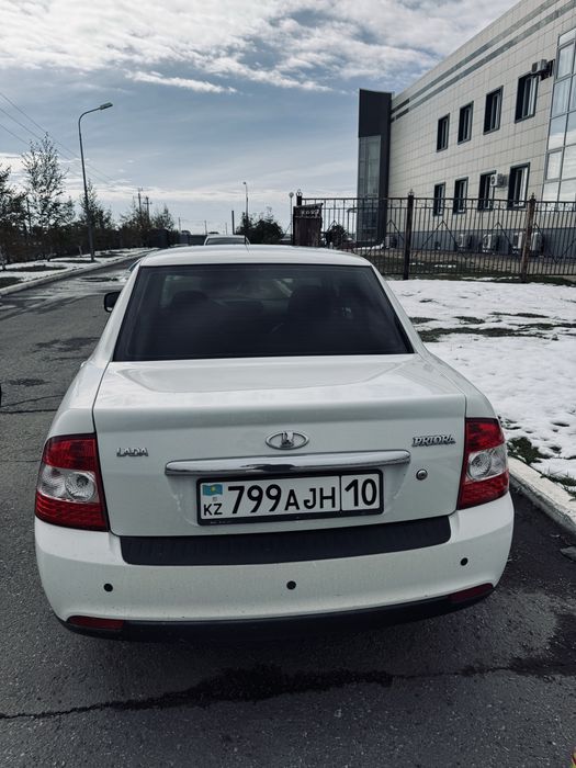 продам лада приору 2 базовая