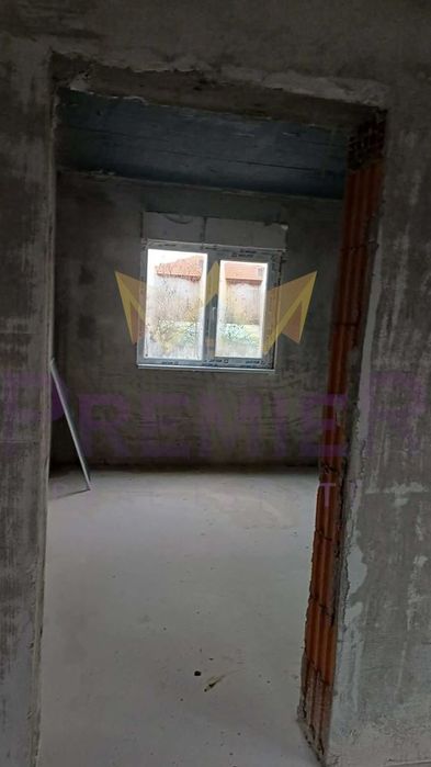 Къща в Варна, област-гр.Долни чифлик