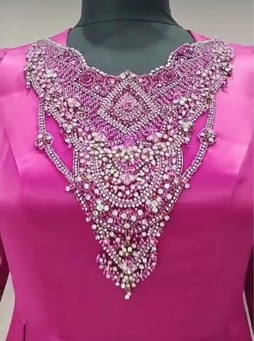 Продам шикарное платье