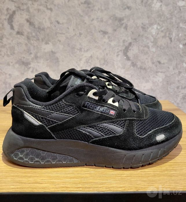 Оригинальные кроссовки Reebok