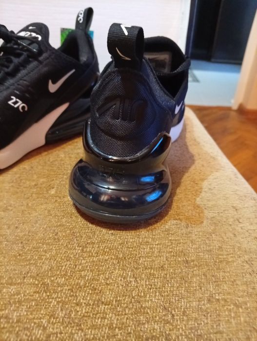 Nike Air Max 270