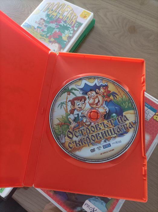 Детски дискове DVD известни филмчета