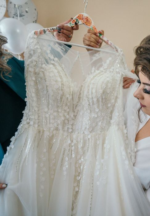Vând rochie de mireasă
