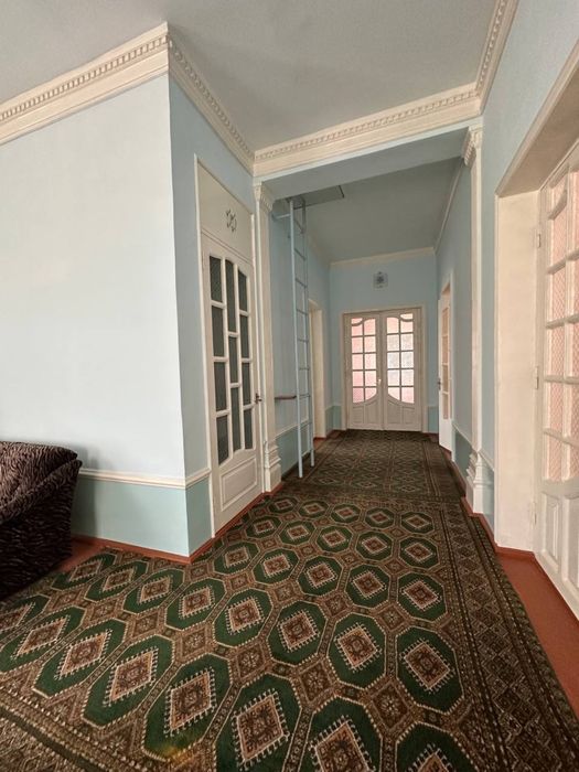 Уй сотилади, Зангиота туманида Ипподром бозорига 15 минут.