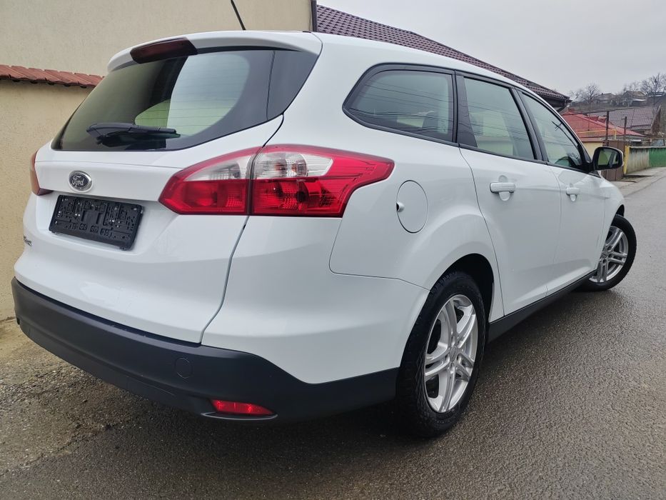 Ford Focus 1.6 Diesel Fab. 2014 E5 Impecabil Aer condiționat Comenzi v