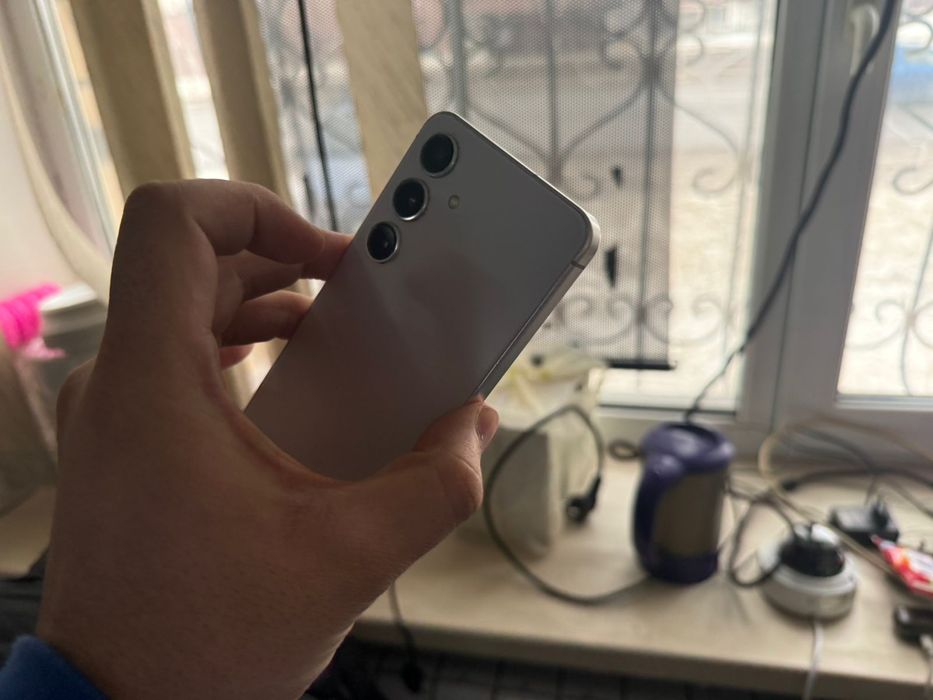 Samsung Galaxy S 24 (без караобки)