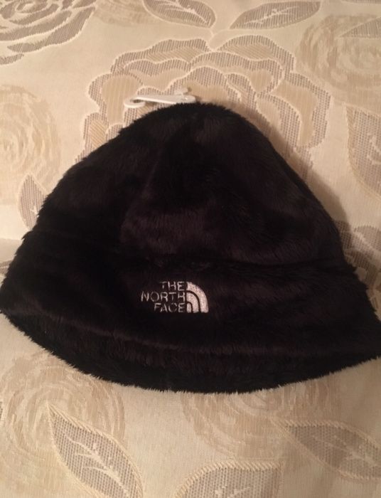 Шапочка детская The North Face. На 2-5 лет