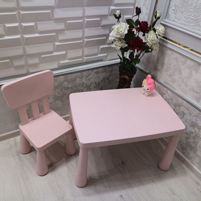 Детский столик и стульчик