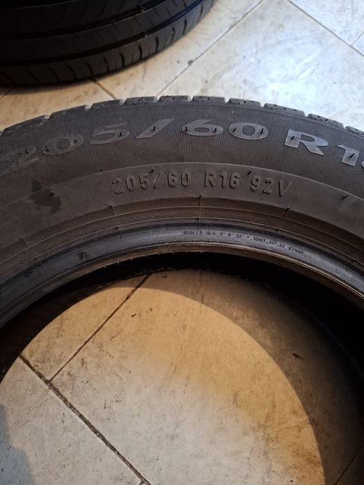 4 Летни гуми Пирели 205/60/16 ДОТ24 6.5мм