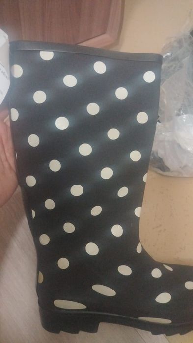 Резиновые сапоги