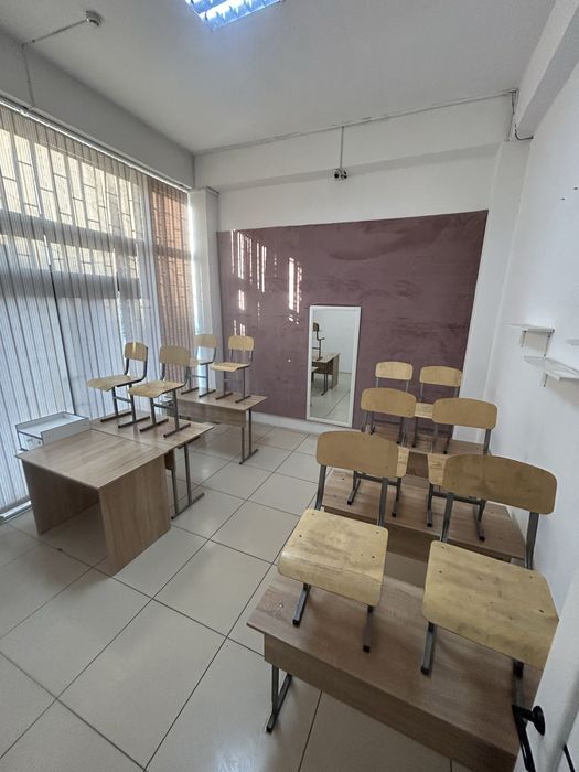 Парта,стулья,доска,шкафы