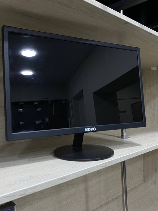 NOVO 22" monitor! HDMI VGA !