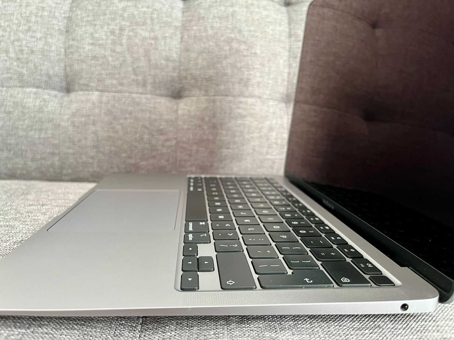 MacBook Air 13 2020 M1 8GB RAM 256GB SSD 94% baterie