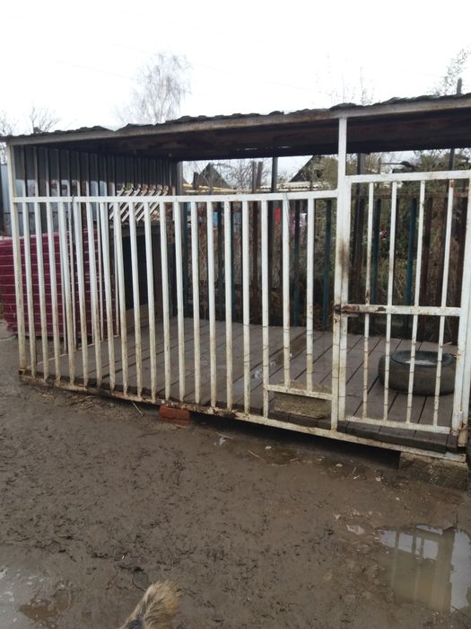 Продам! Большой вальер