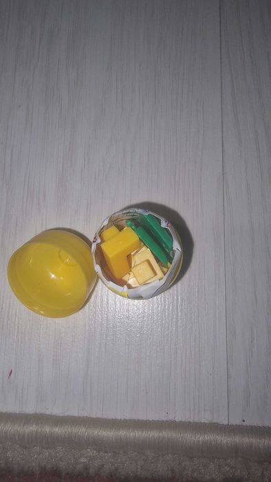 Jucarii kinder ferrero vintage old vechi