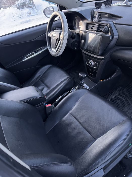 Продам  машину Lifan x 50