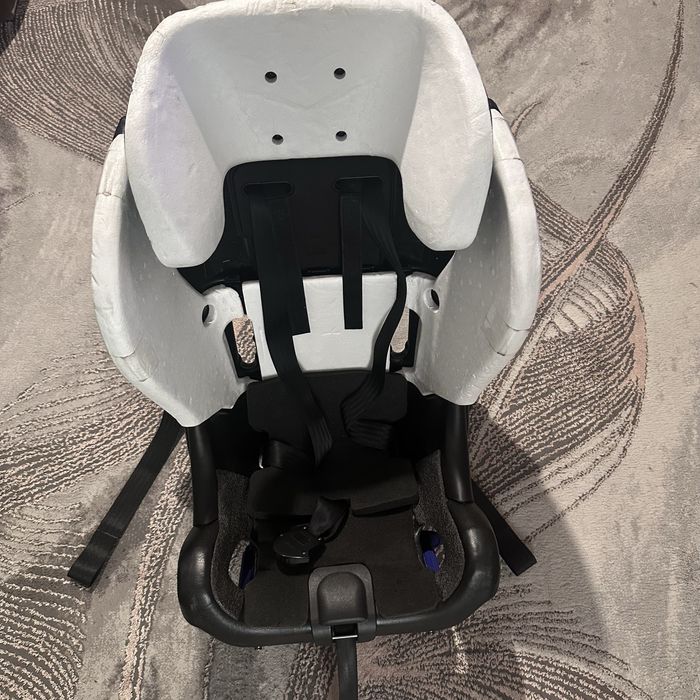 Scaun auto Axkid Minikid 2 (2022) cu accesorii