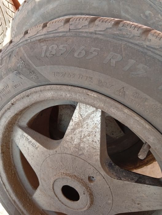 Зимние шины на 15