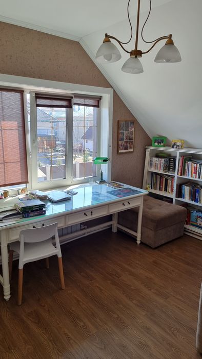 Продам ДОМ в центре