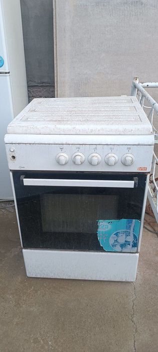 Продам б.у. холодильники и газовые плиты