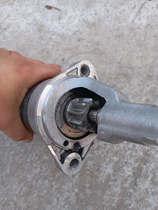 Стартер Audi A4 B6 2.5 TDI 180