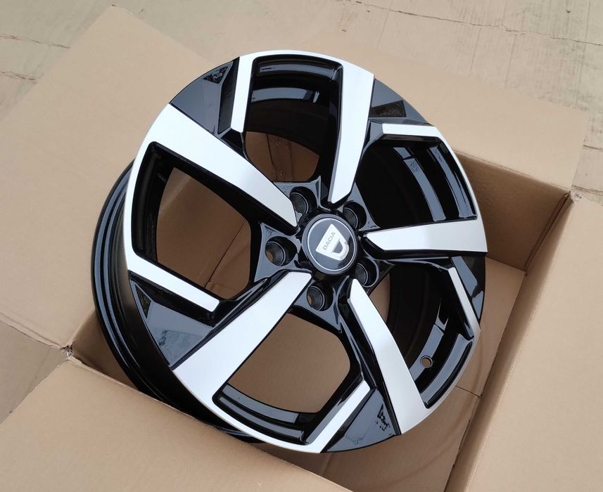 Jante Noi R16 Dacia Duster cu 5 x 114.3 R16