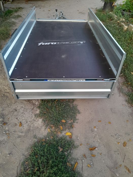 Ново ремарке 236х125 см