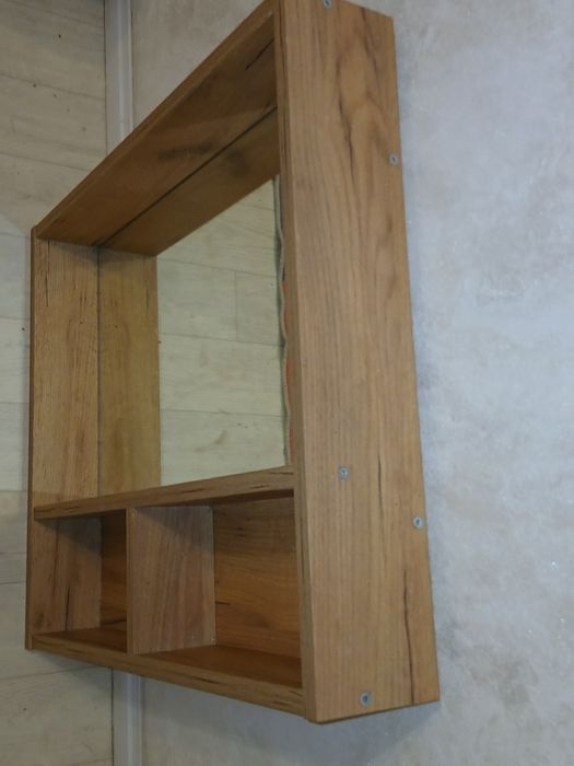 Зеркало с рамочкой