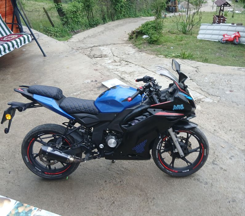 Motocicleta 125cc rkr keeway