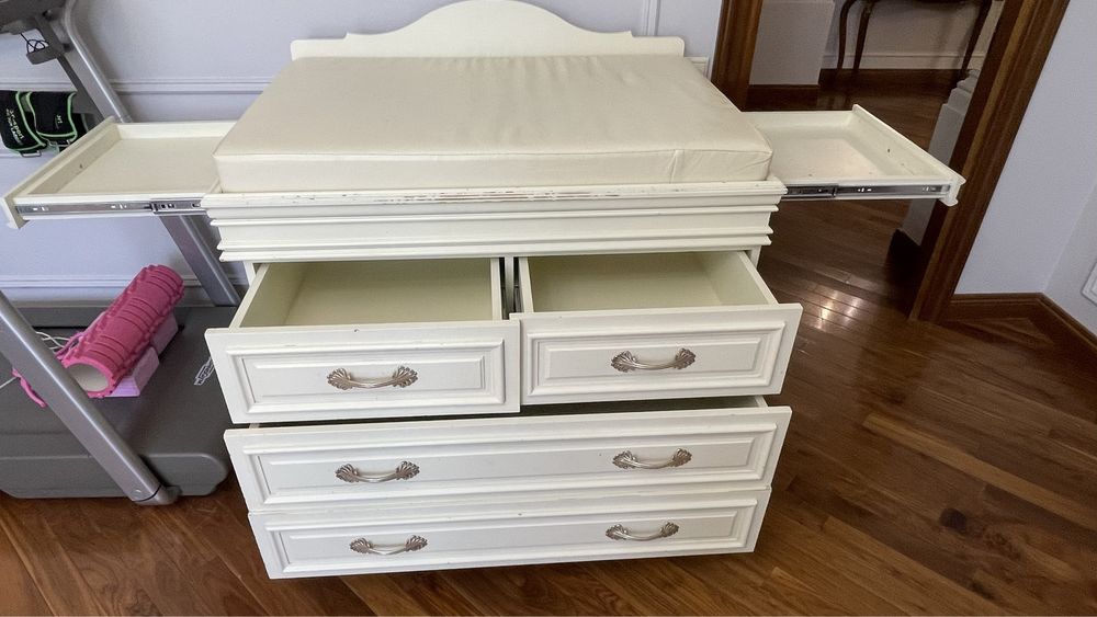 Пеленальный комод