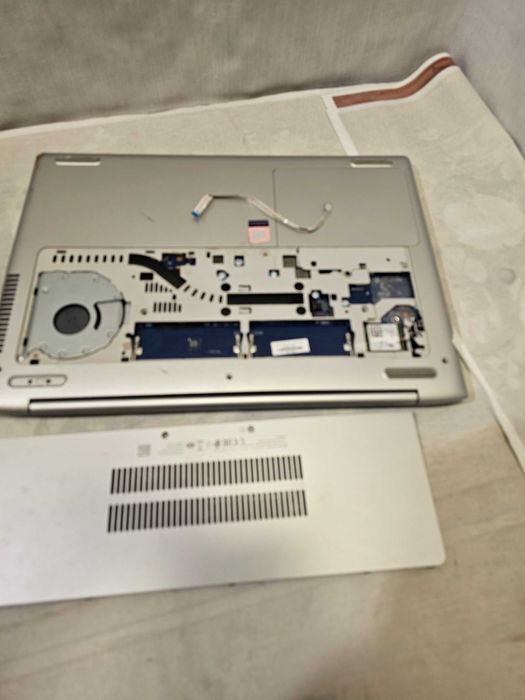 Defect laptop hp probook Hsn-q06c I5 gen 8