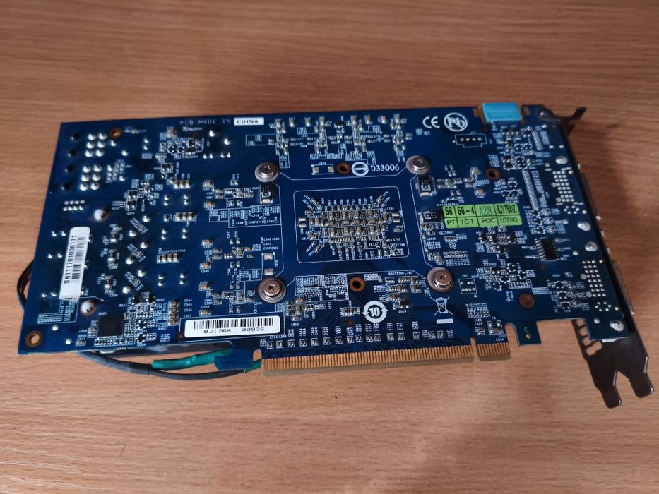 Видеокарта GTX460