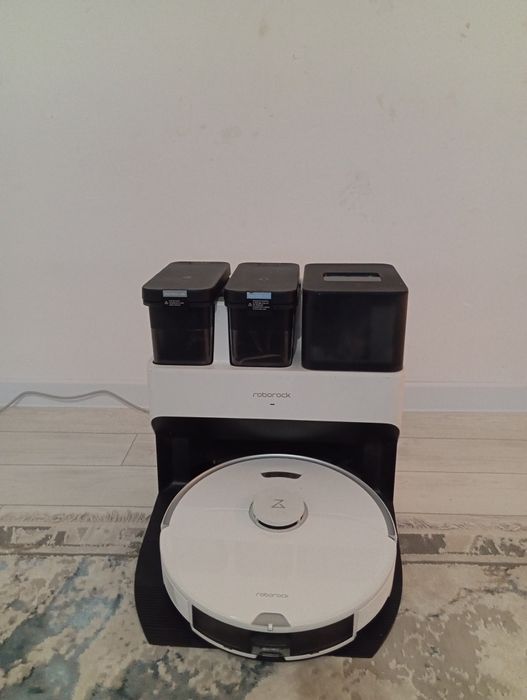 Робот пылесос roborock