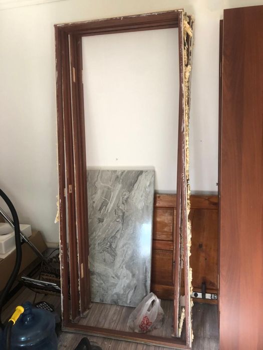 Продаются двери б/у замовывоз