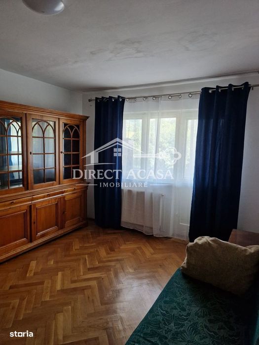 Apartament cu 3 camere-Str 22 Decembrie-Zona 7 noiembrie — fotografia 3