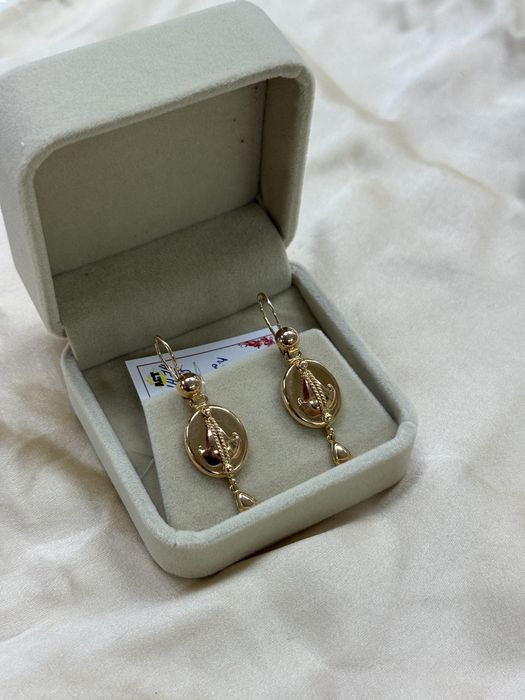 Золотые серьги 585