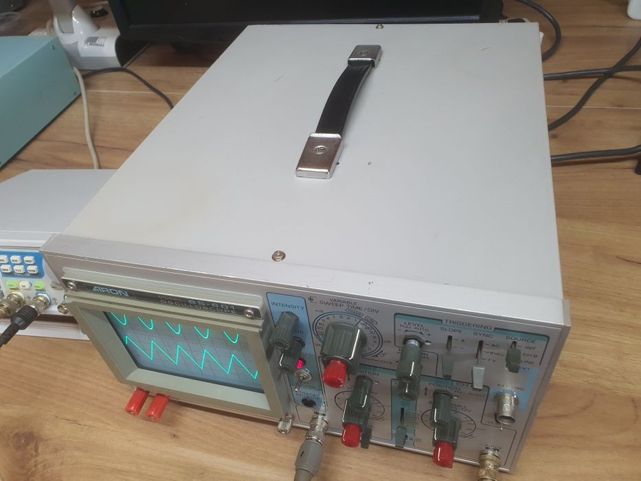 Osciloscop BS-601