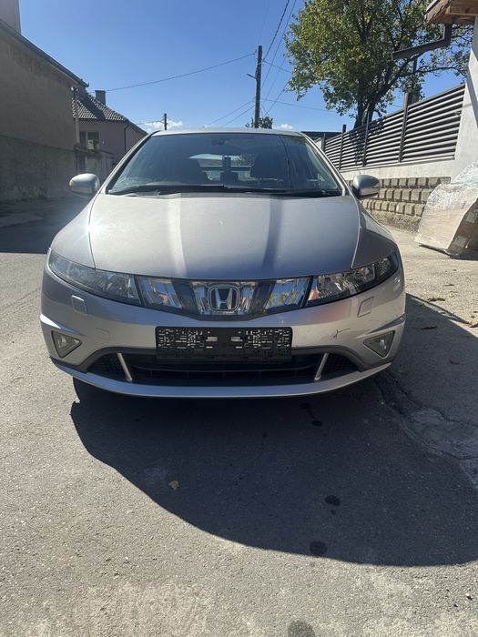 Honda Civic 1.8 v-tec на части.!