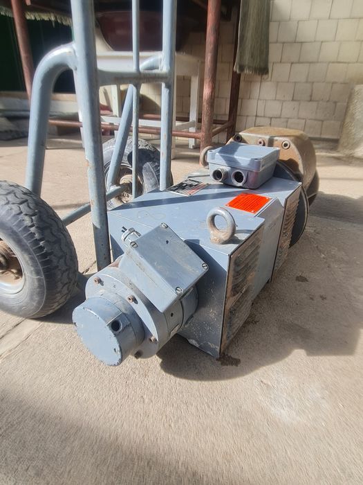 Motor electric industrial curent continuu (DC) WIRE electronic.