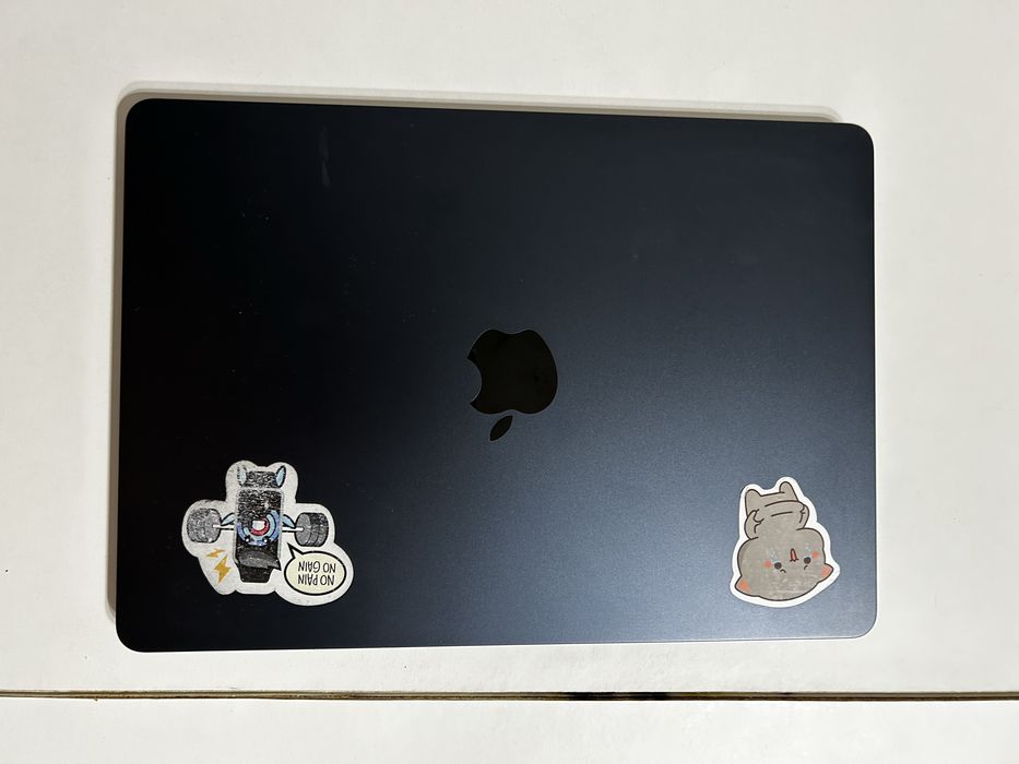 MacBook Air M2, 16 GB Ram, 1 TB