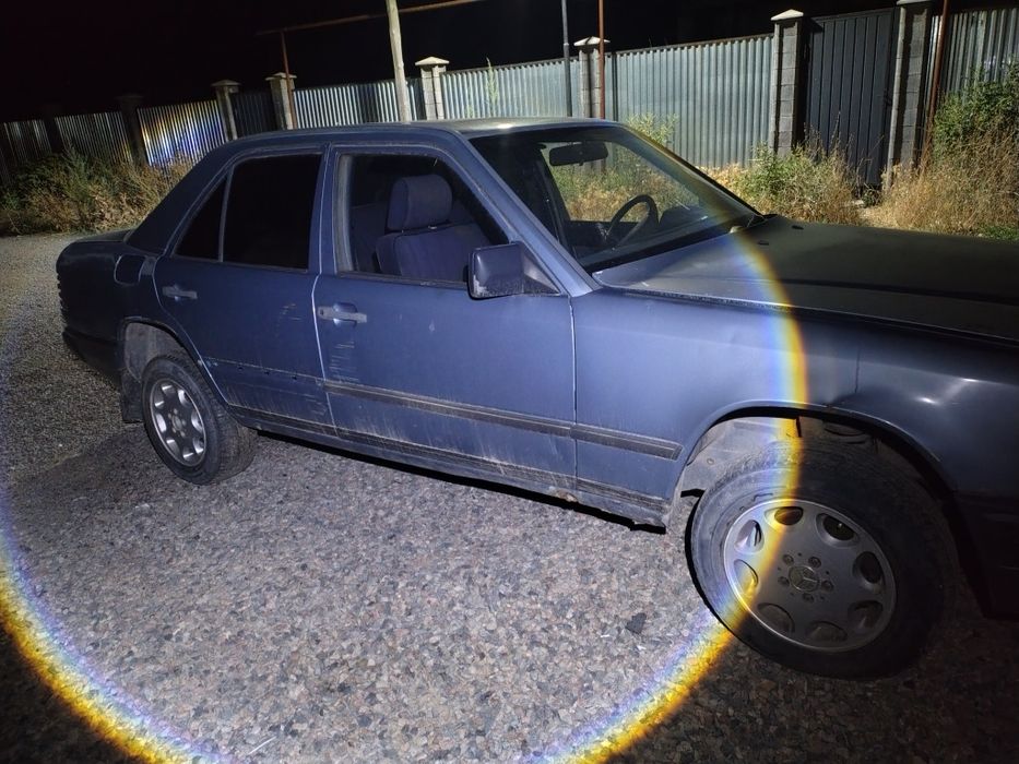 Мерседес 124 разбор есть все в наличие