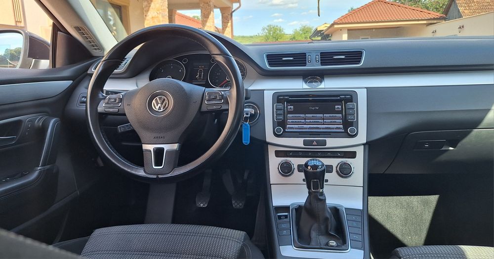 VOLKSWAGEN Passat CC 2012 — imagine 5