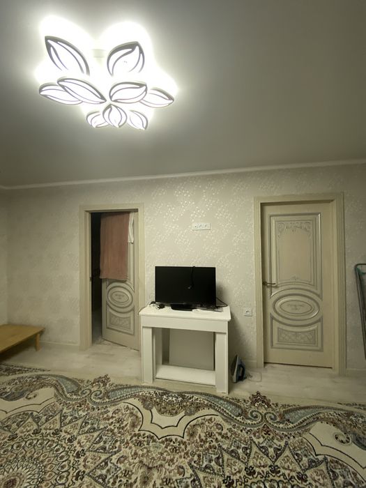 продается 4-комнатная квартира