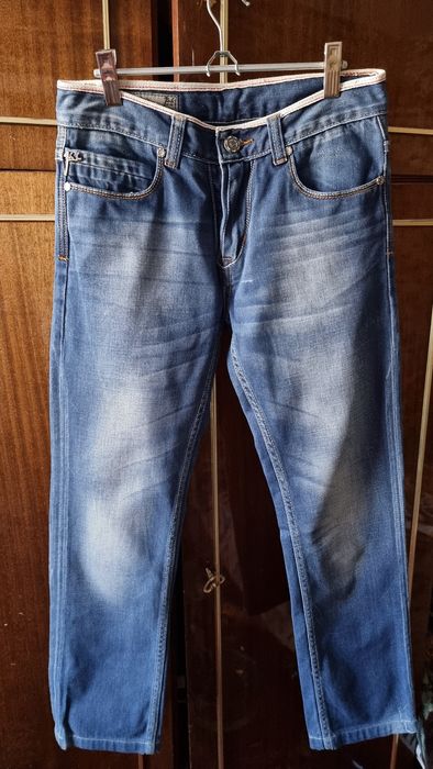 Продам.   джинсы