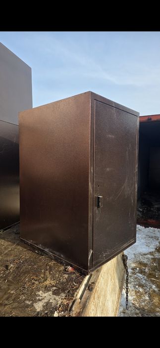 Продам железные сейфы