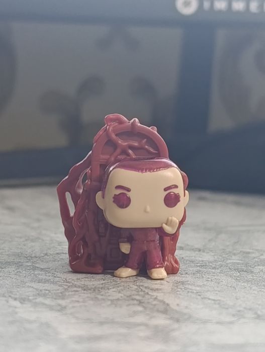 Продаю фигурки Киндер осд все по 20 кроме Уилла,Уилл 70 000