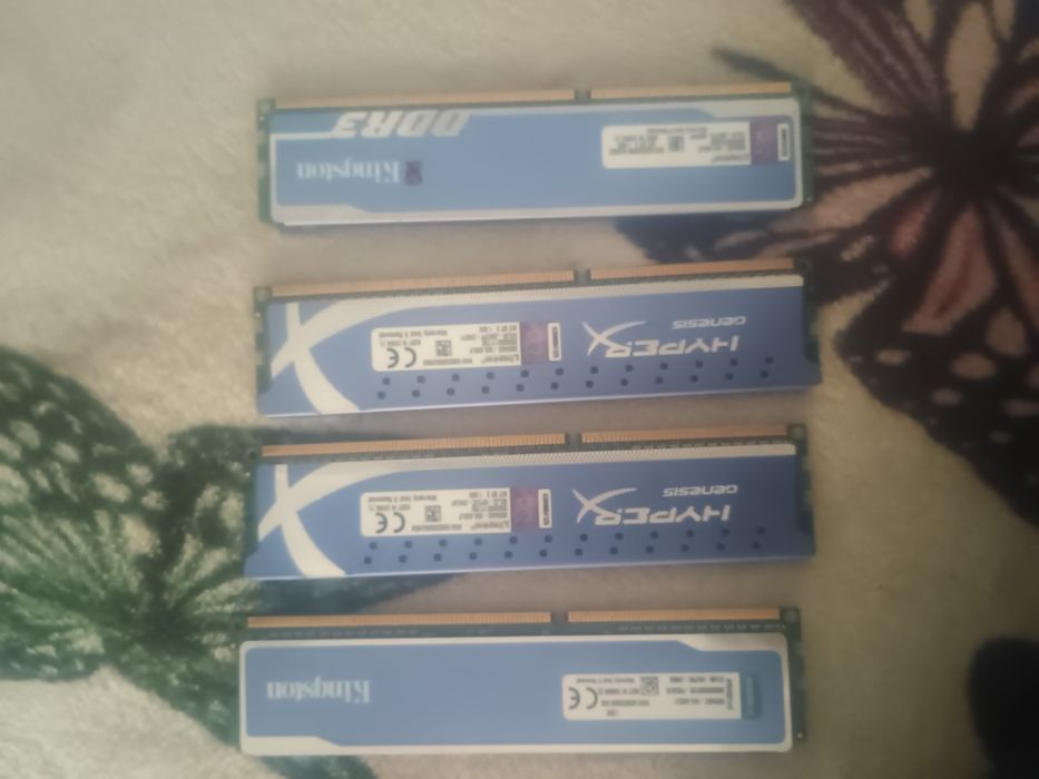 RAM DDR3 perfect funcțional kit 16 GB