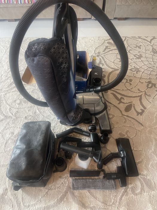 Vand ASPIRATOR KIRBY AVALIR 2 perfect functional si accesorii