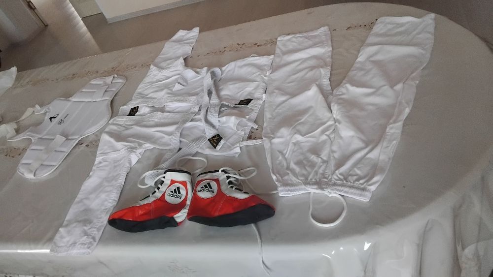 Кимоно для Каратэ. И Дзюдо