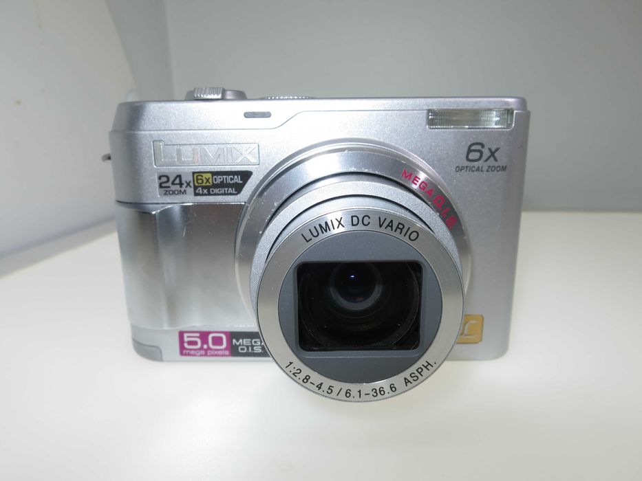 Panasonic Lumix DMC LZ2 компактен фотоапарат цифрова камера като нов